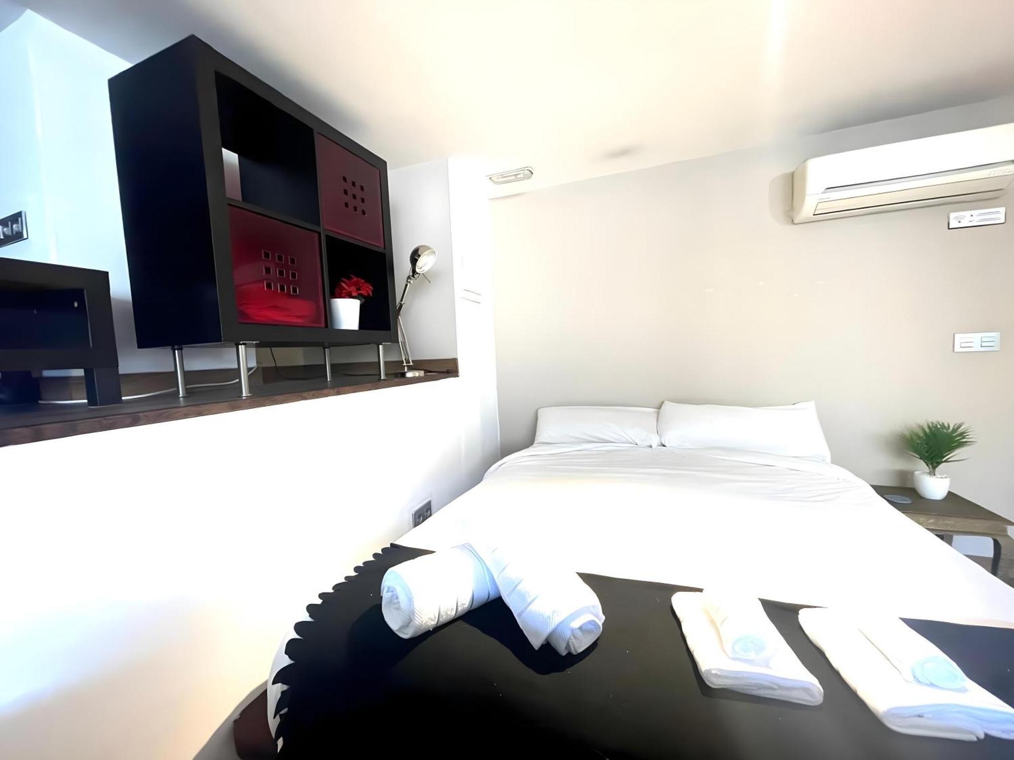 Costa Paradise Suites - Malaga Bagian luar foto